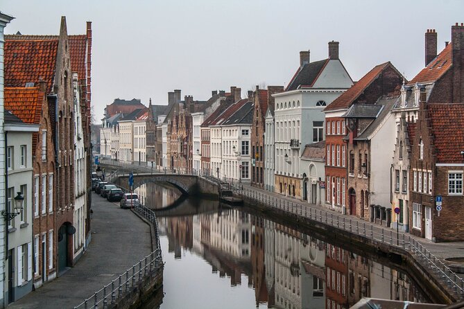 Paris: Discover Brussels and Bruges & Optional Chocolate Tasting - Bruges in two hours: canals, swans, and Gothic stone