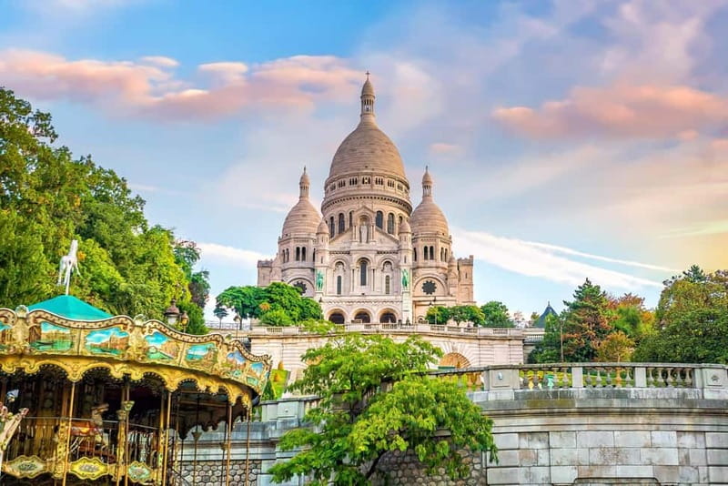 Paris Walk: Opera to Montmartre with Pastry & Chocolate - How the guides shape the experience