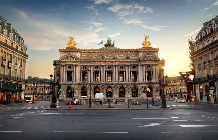 Paris Walk: Opera to Montmartre with Pastry & Chocolate - Is $117 a fair price?