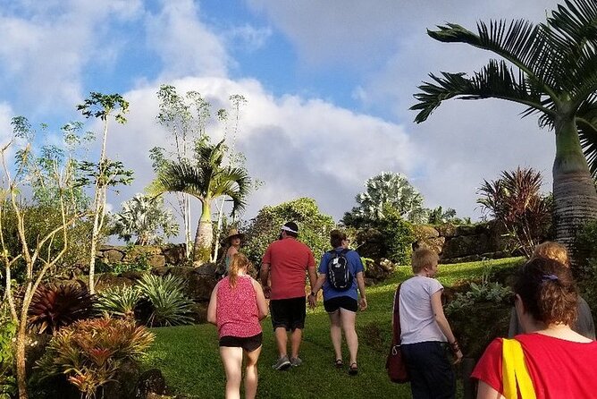 Princeville Botanical Gardens Tour and Chocolate Tasting Ticket - A garden tour with chocolate at its center