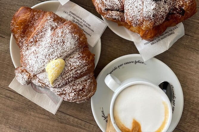 Private Coffee and Sweets Tour Caffé, Chocolate, Gelato & More - Passing the Duomo between coffee and sweets
