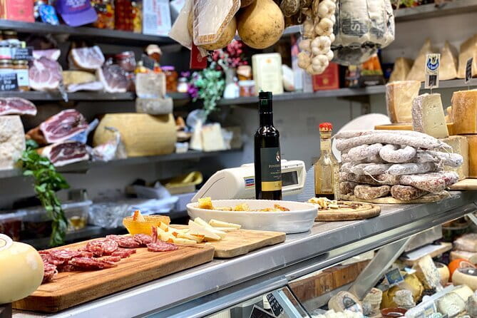 Private Coffee and Sweets Tour Caffé, Chocolate, Gelato & More - What the guide adds beyond the food