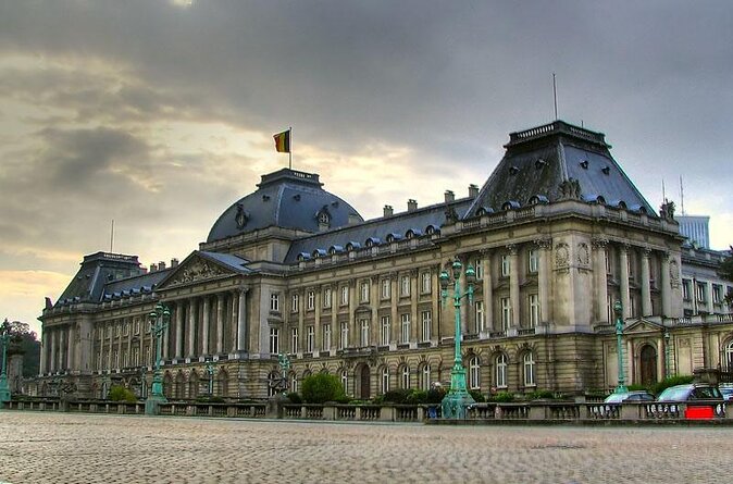 Private Day Trip Brussels from Paris with Chocolate/Beer Tasting - Mont des Arts for Museums and City Views