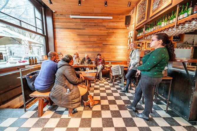 Private: Discover Brussels beer & breweries by a young local (incl. chocolate) - In ’t Spinnekopke or Royal Theatre Toone