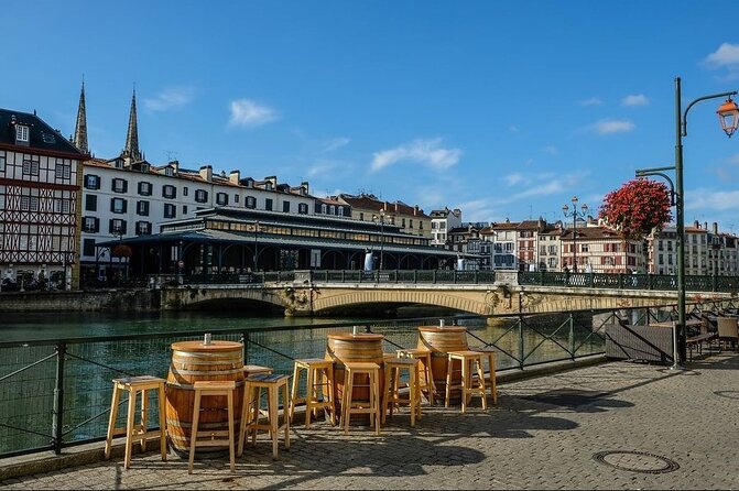 Private French Basque Tour: Biarritz, Bayonne & Chocolate - A possible sea-view lunch