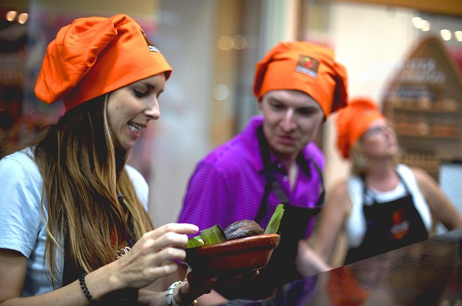 Private Make Your Own Chocolate Experience in Puerto Vallarta - Who should book this chocolate workshop?
