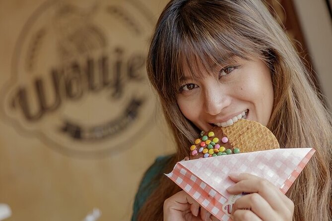 Private sightseeing tour to Bruges and chocolate from Amsterdam - Four hours to build your own Bruges route