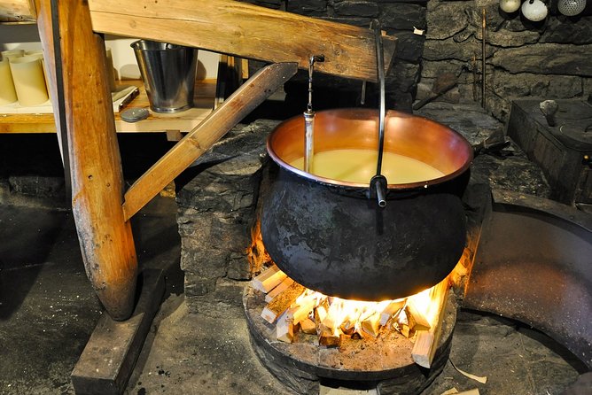 Private Trip from Geneva to Gruyeres: Cheese & Chocolate Tasting - Gruyères Castle: worthwhile, but not included