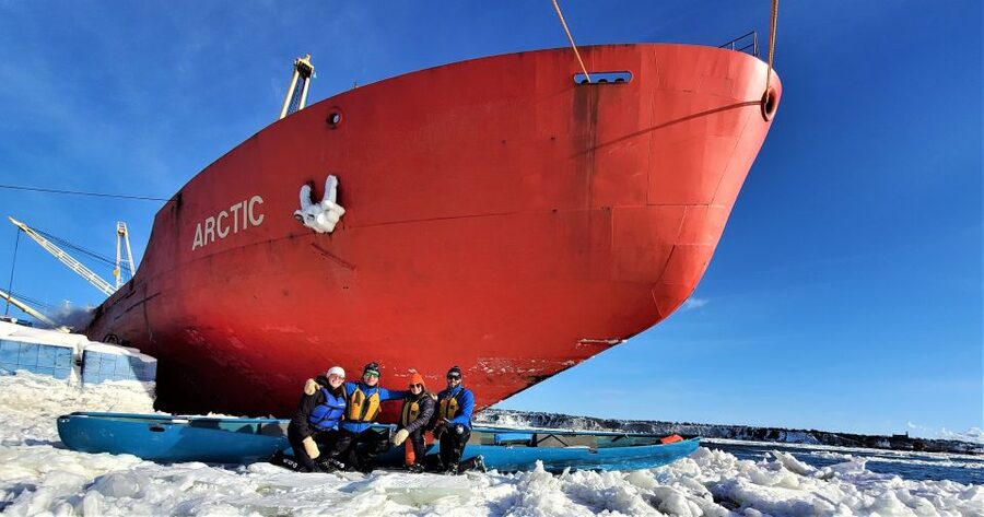 Quebec City: Ice Canoeing with Hot Chocolate & Sauna - Who will enjoy this most