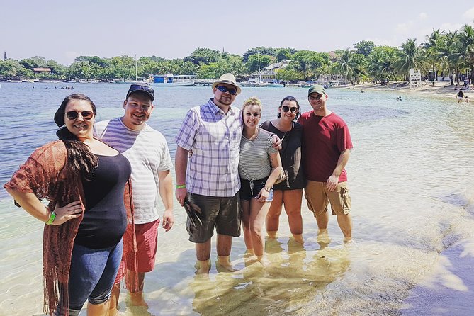 Roatan Monkey and Sloth Tour with Chocolate and Rum Factory - The guides make the difference