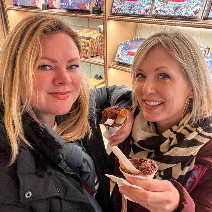 Saint-Germain: Gourmet Chocolate & Pastry Walking Food Tour - Key points to know before you book