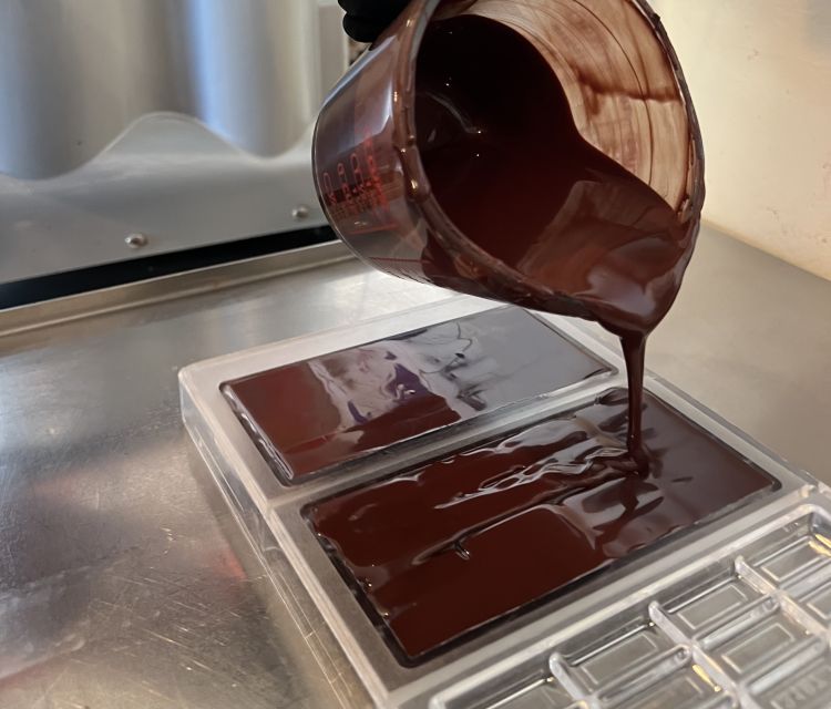 Santa Barbara: Chocolate Bar and Art Box Making Workshop - Removing, wrapping, and taking home your bar