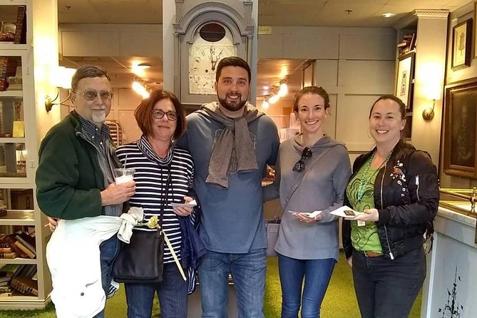 Savannah History plus Coffee and Chocolate Walking Tour - One artisan truffle, with a real choice of flavors