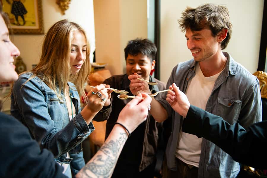 Seattle: Wine, Cheese and Chocolate Pairing Tour - Key points at a glance