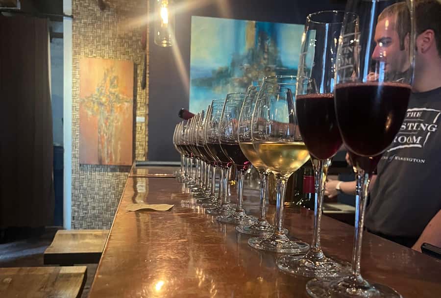 Seattle: Wine, Cheese and Chocolate Pairing Tour - Short food stops keep the route moving