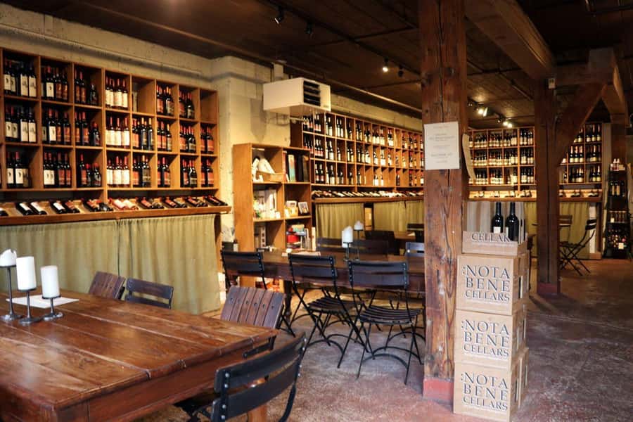 Seattle: Wine, Cheese and Chocolate Pairing Tour - More food, then a second 30-minute pairing