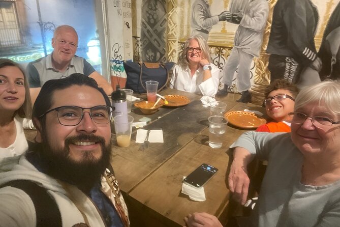 Sweet Mexico City: Chocolate, Coffee, and Traditional Treats - Curva Café de especialidad and coffee with honey