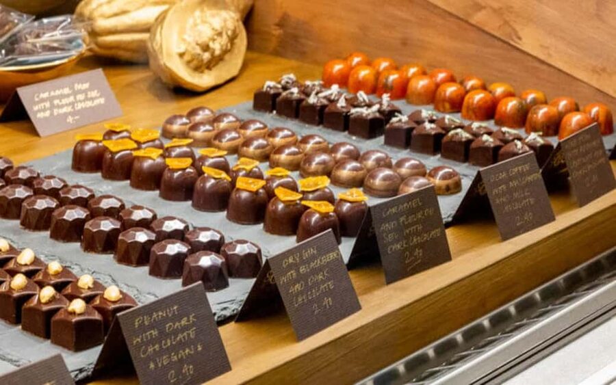 Swiss Experience: Zurich City Tour, Chocolates & Lake Cruise - Key points to know before booking