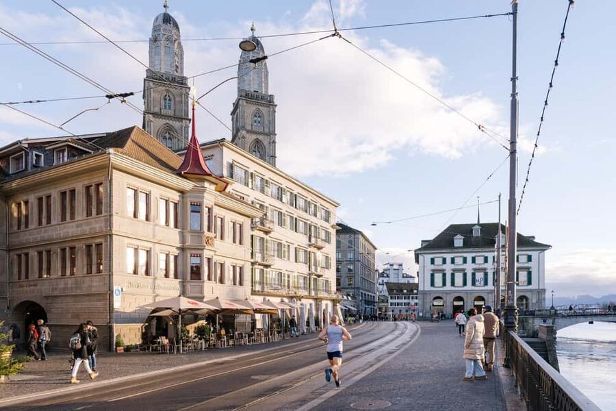 Swiss Experience: Zurich City Tour, Chocolates & Lake Cruise - FAQ