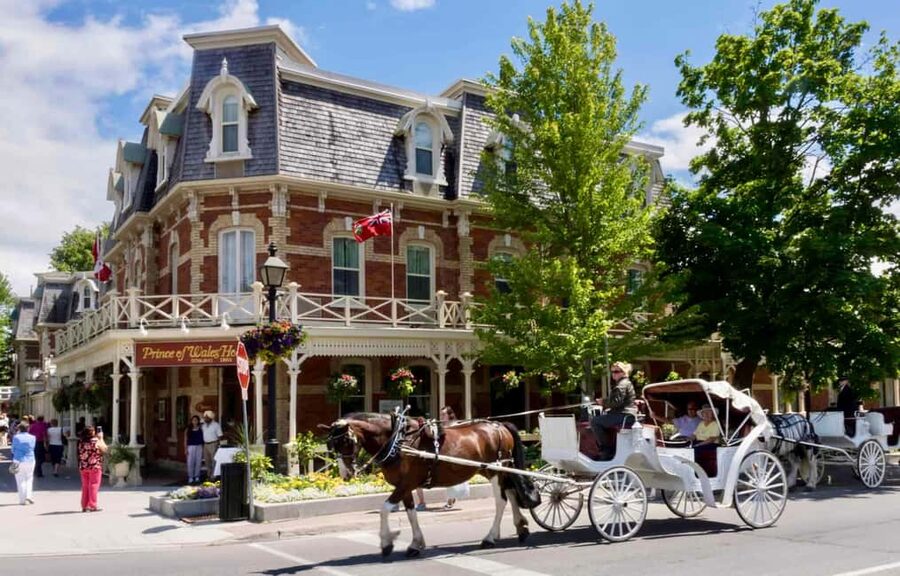 Toronto: Niagara-on-the-Lake, Wine Tasting & Chocolate Tour - What this day is really about