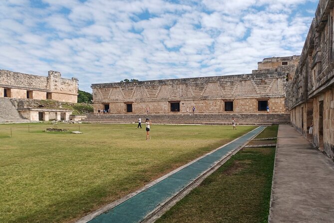 Trip to Uxmal, Hacienda Yoxcopoil & Chocolate Museum from Mérida - The Choco-Story Museum and Maya cacao