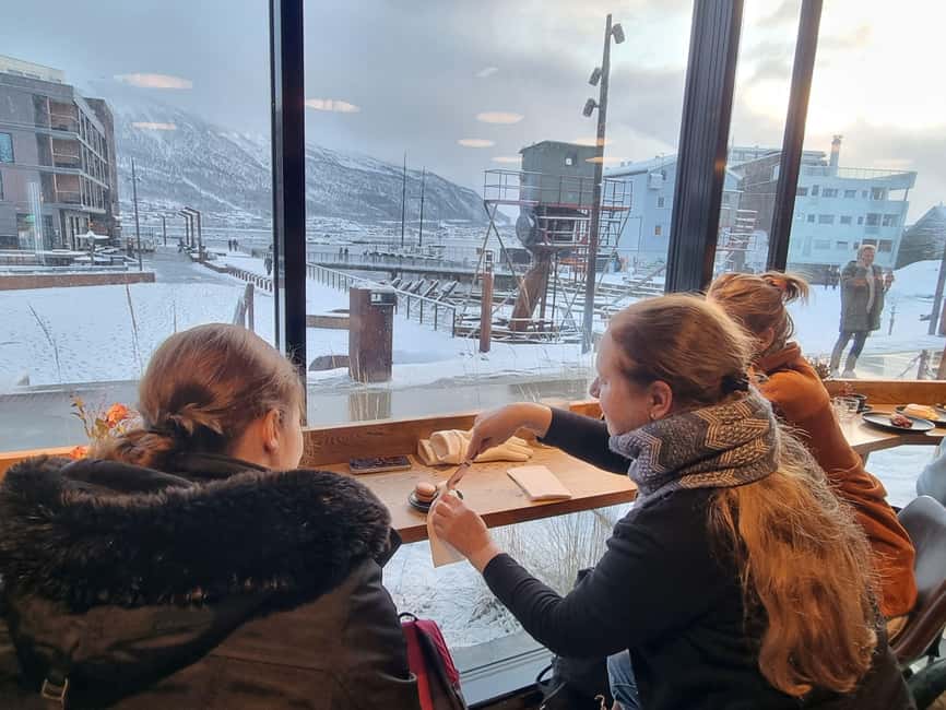 Tromsø Sweet Temptations tour: afternoon tea & chocolates - Winter comfort matters in Tromsø