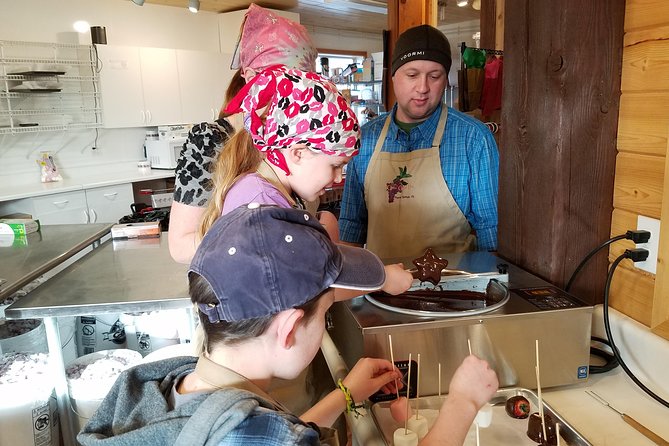 Ultimate Chocolate Experience - The first tasting: cocoa nibs and three kinds of chocolate