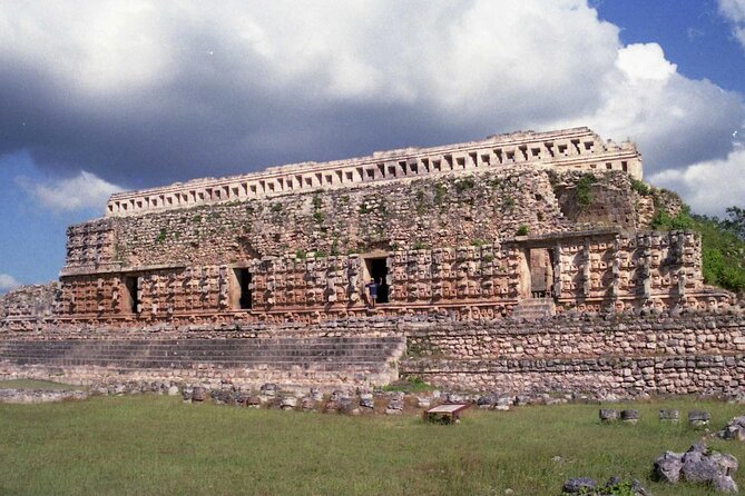 Uxmal and Kabah Ruins Tour with Chocolate History - The three-course lunch breaks up the sightseeing