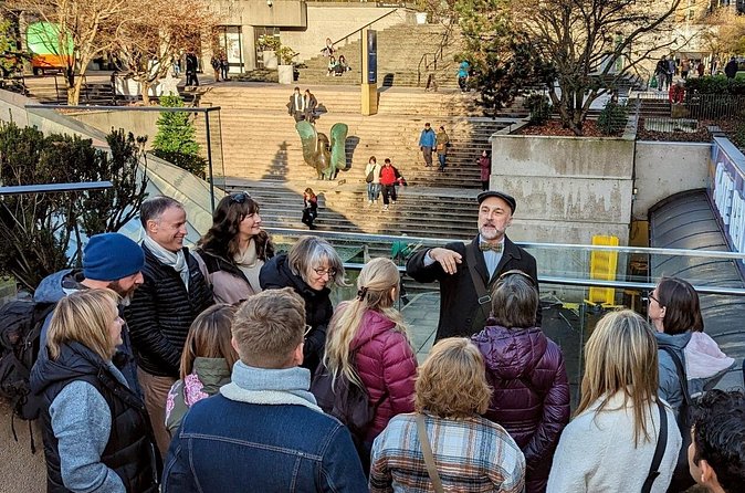 Vancouver Holiday History and Hot Chocolate Tour - The Marine Building closes the route in Art Deco style