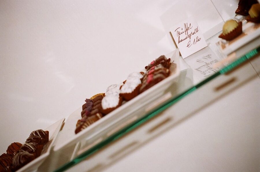 Vienna: 2.5-Hour Viennese Coffee, Cake, and Chocolate Tour - The coffeehouses are part of the lesson