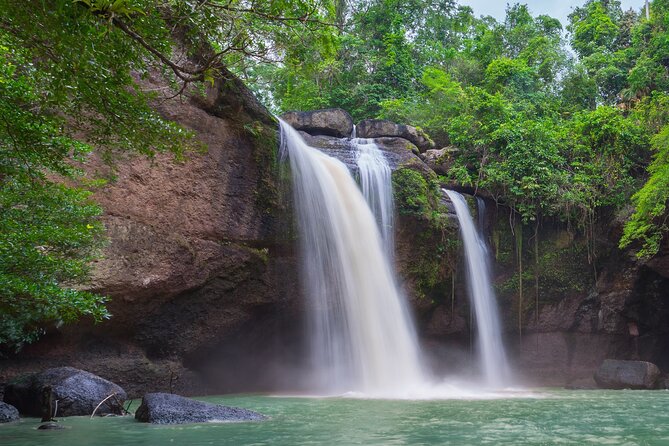 Waterfall, #1 On The Road to Hana, With Chocolate tour Historical - Key points at a glance