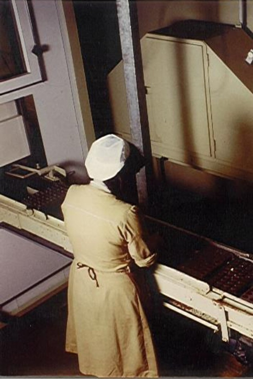 Willy Wonka in Turin - A chocolate adventure - Inside the historic chocolate shop