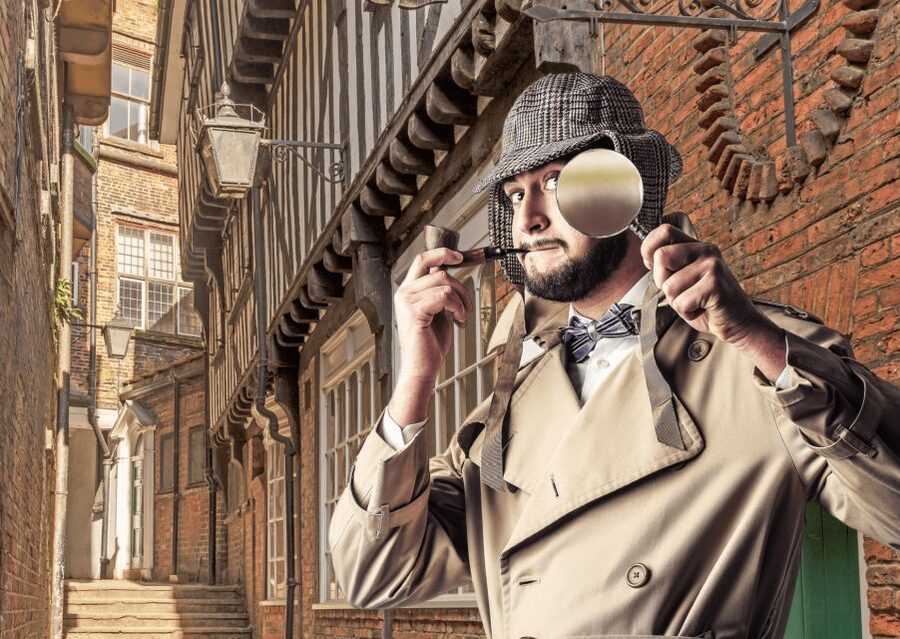 York: Historical Gems Tour & A Taste of York Chocolate - Stonegate, Barley Hall, and Swinegate