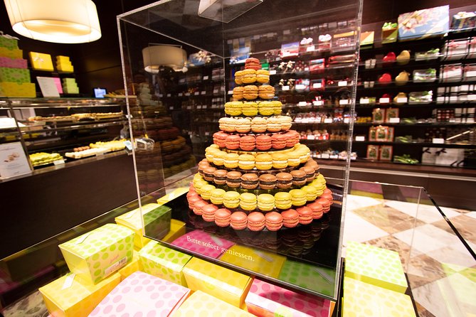 Zurich: Chocolate Tasting and Walking Tour with a Local - Is $185.56 a fair price?