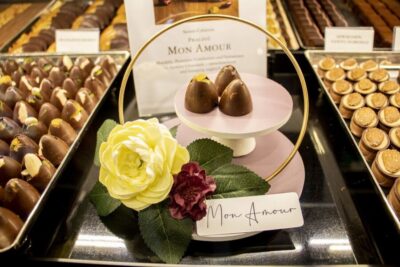 Chocolate Tasting and Walking Tour with a Local