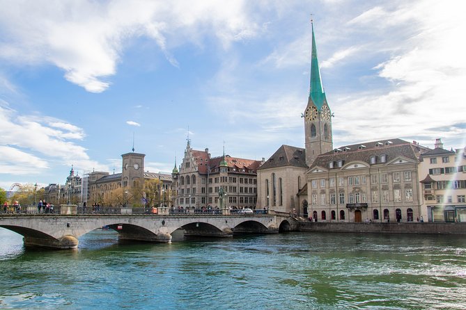 Zurich: Chocolate Tasting and Walking Tour with a Local - Should you book the Zurich chocolate walk?