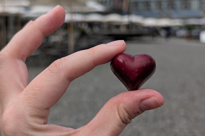 Zurich Chocolate Tour: Discover Artisan Chocolate and Its History - Moving through Zurich one chocolate shop at a time