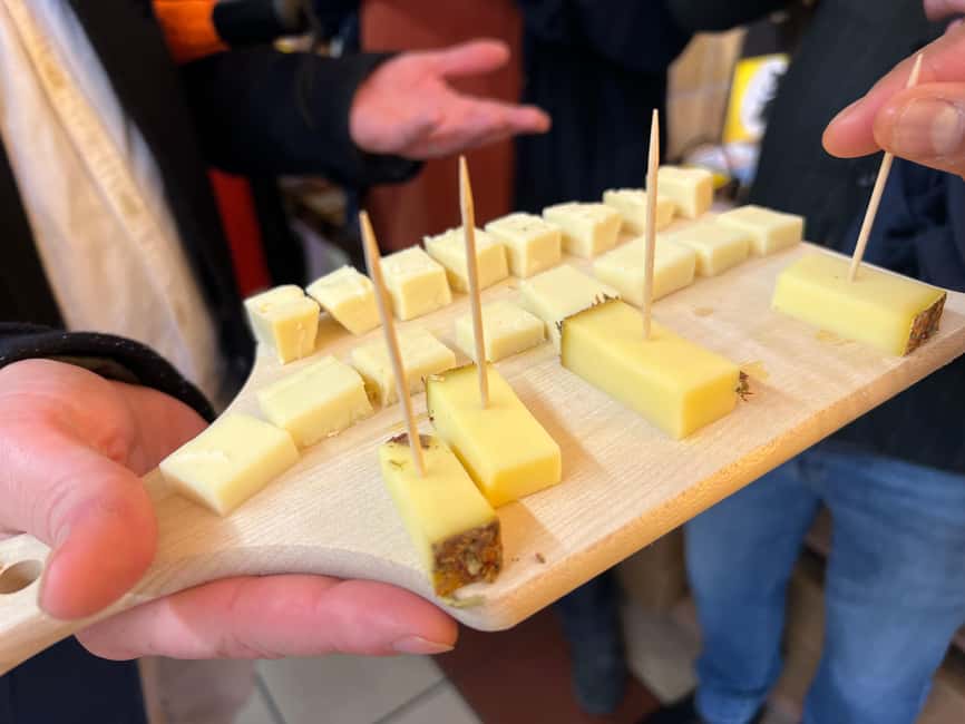 Zurich: Food Tour of 8+ Tastings with Cheeses & Chocolates - Gin, hay schnaps, and Zurich’s drinking culture