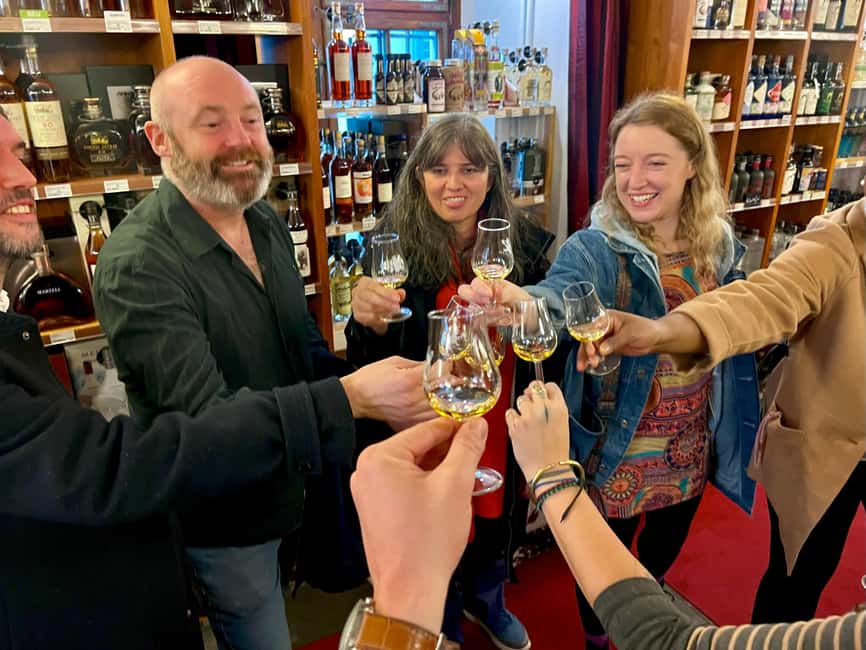 Zurich: Food Tour of 8+ Tastings with Cheeses & Chocolates - Sausage, sauerkraut, and the flavor of Zurich