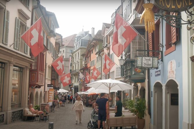 Zurich tour with Lake Zurich Cruise & Lindt Chocolate Experience - The 25-minute Lake Zurich cruise